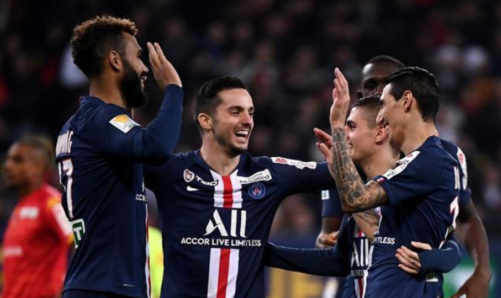  布雷斯特vs里尔延期风波，极端天气引争议  