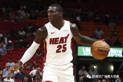  灰熊新秀当选月最佳球员  